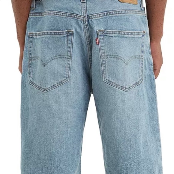 NWT- Levi's 569TM Loose Straight Shorts. Cut low- Waist - 30 - Picture 6 of 8